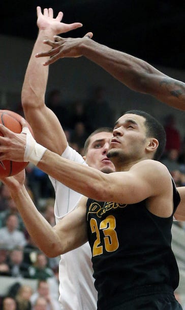 No. 3 Wichita St stays unbeaten, tops Loyola 88-74